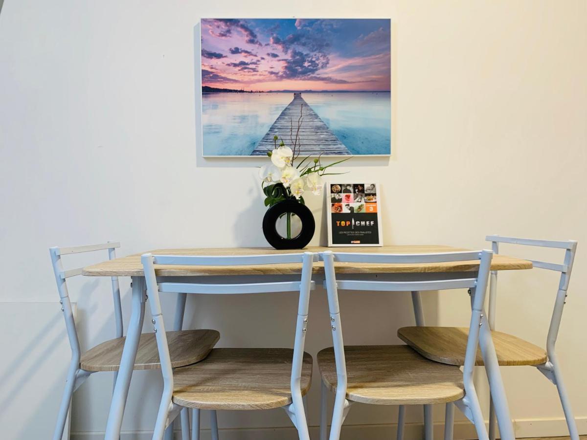 Apartamento 75 Rue de la République Fontenay-le-Comte Exterior foto